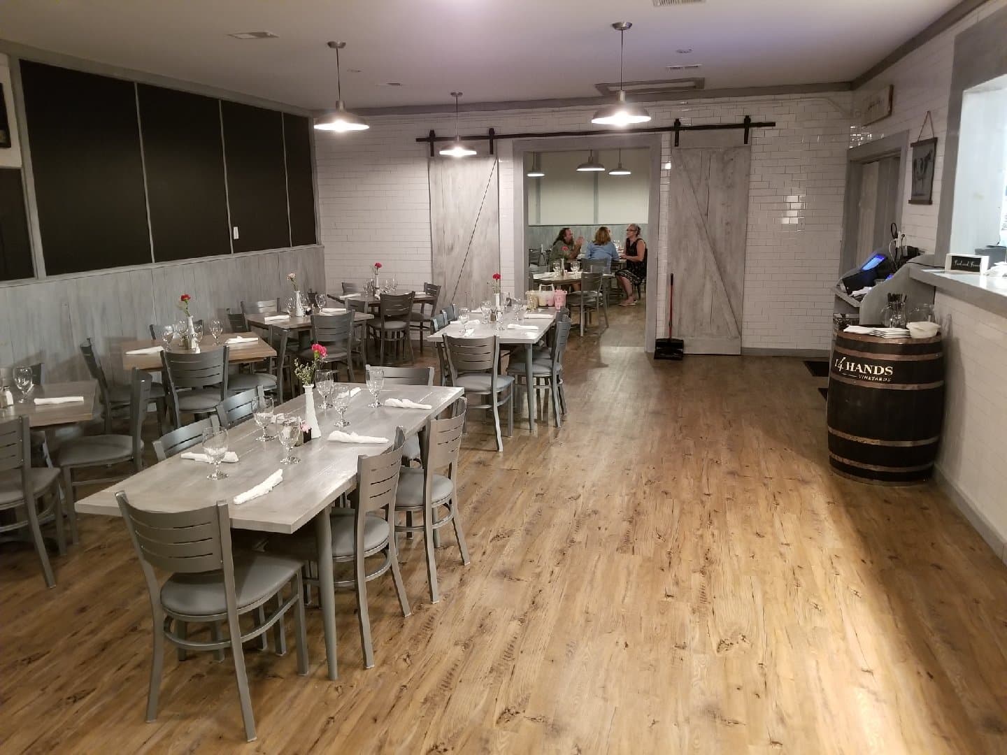 Basil & Baxter's Kitchen and Cocktails