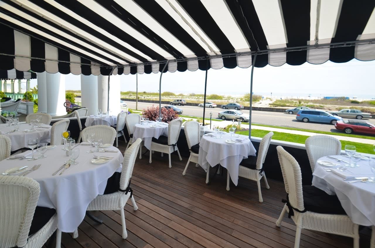 Peter Shields Inn & Restaurant