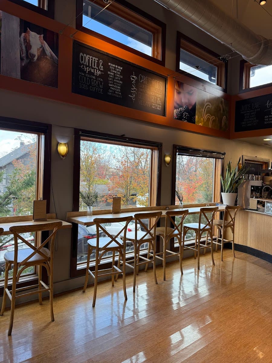 Main Course Restaurant + Market