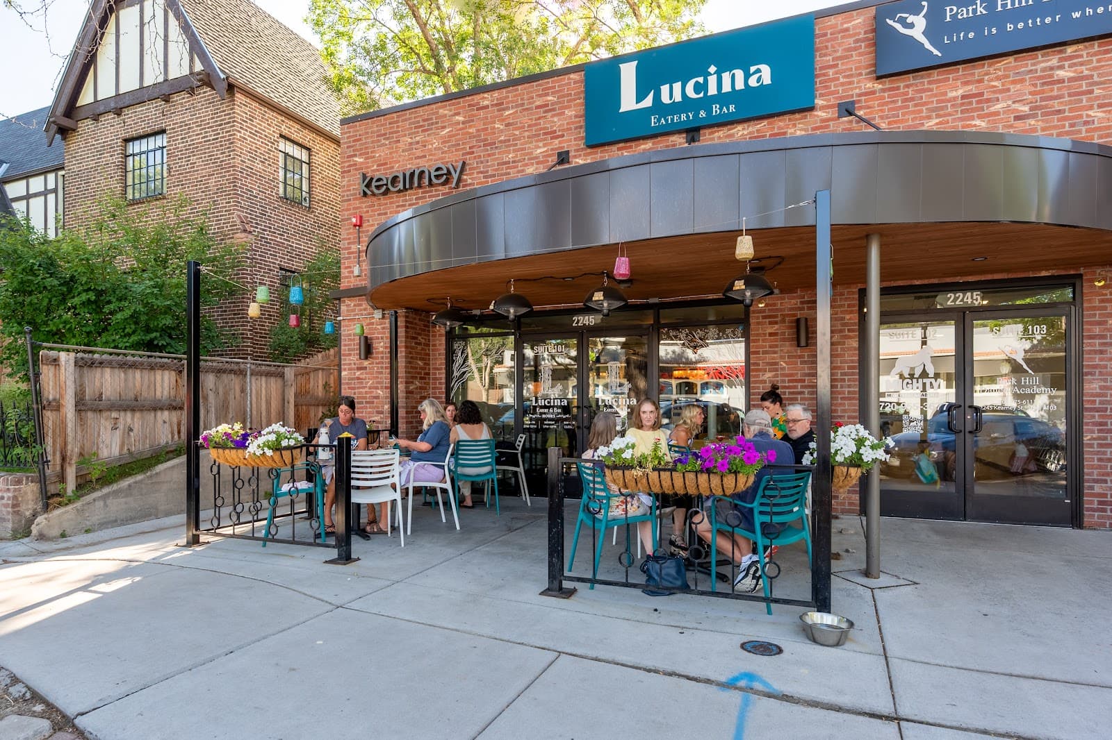 Lucina Eatery & Bar