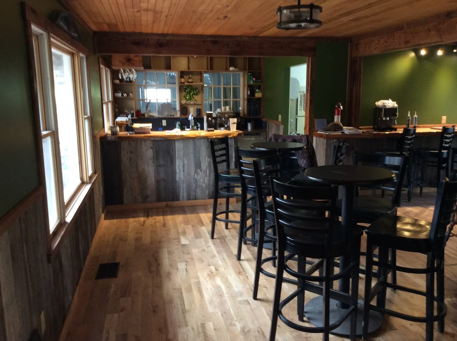 Buffalo Mountain Brewery And McDaniel's Tavern