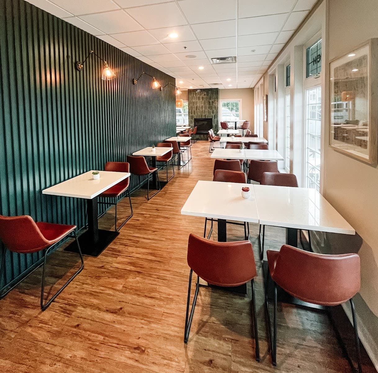 Edelweiss Bakery and Wine Bar