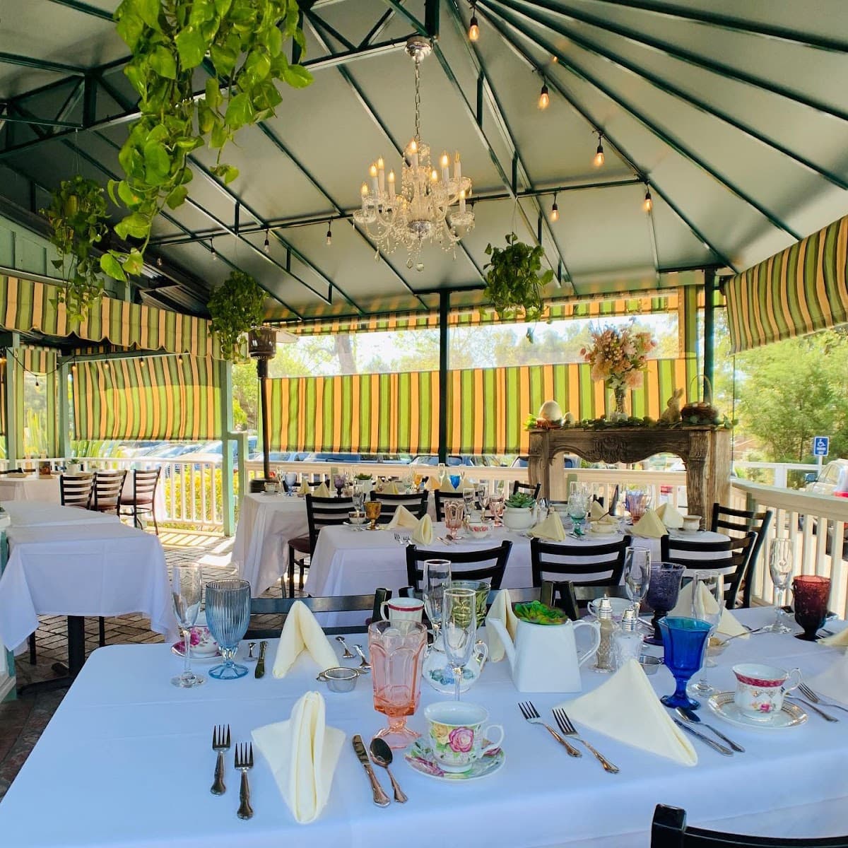 The Tea House on Los Rios