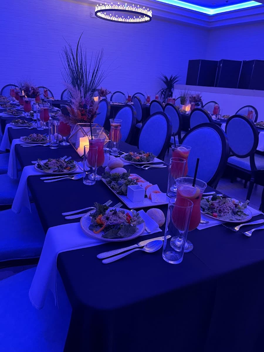 Primavera Cafe & Restaurant