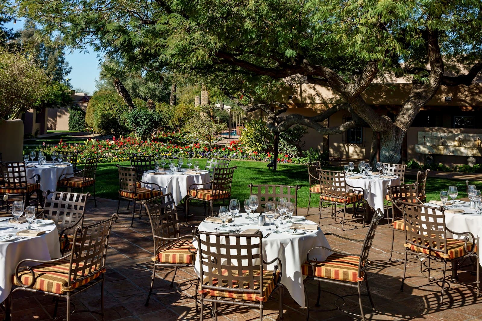 LON’s at The Hermosa Inn