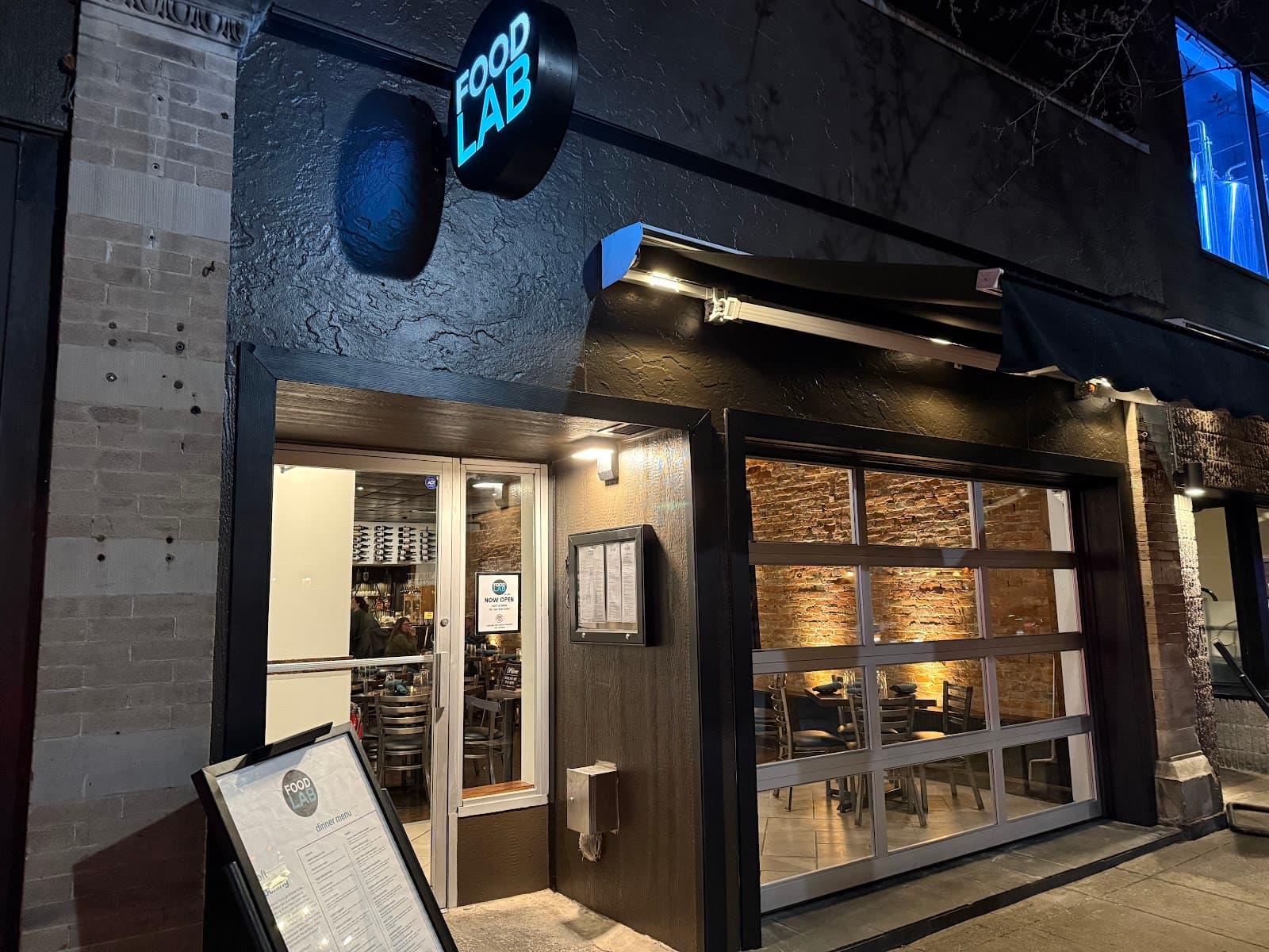 Food Lab Bar + Kitchen