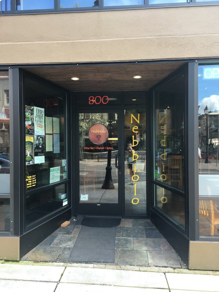 Nebbiolo Restaurant & Wine Bar