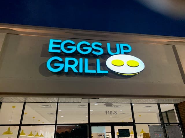 Eggs Up Grill