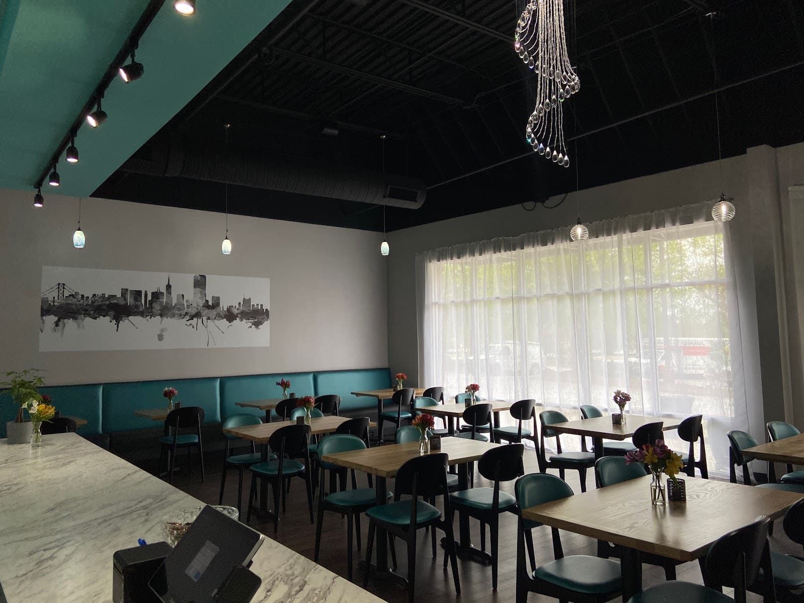 Modern Thai Restaurant