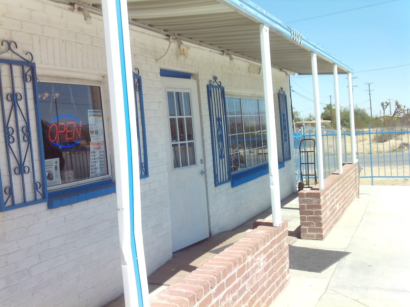 Larry & Milt’s Western Cafe